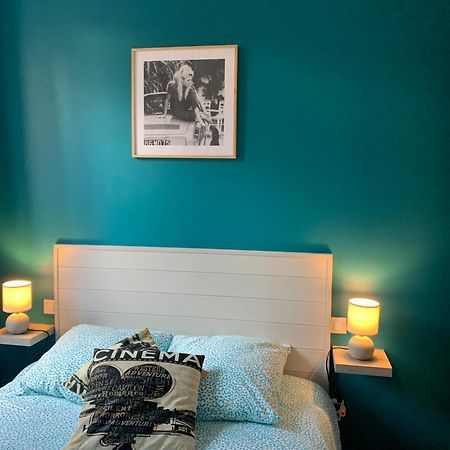T2 La Vie En Bleu Lägenhet Orléans Exteriör bild